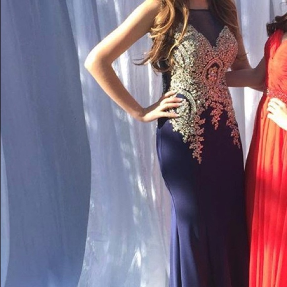gold and navy elegant long gown - Picture 3 of 3